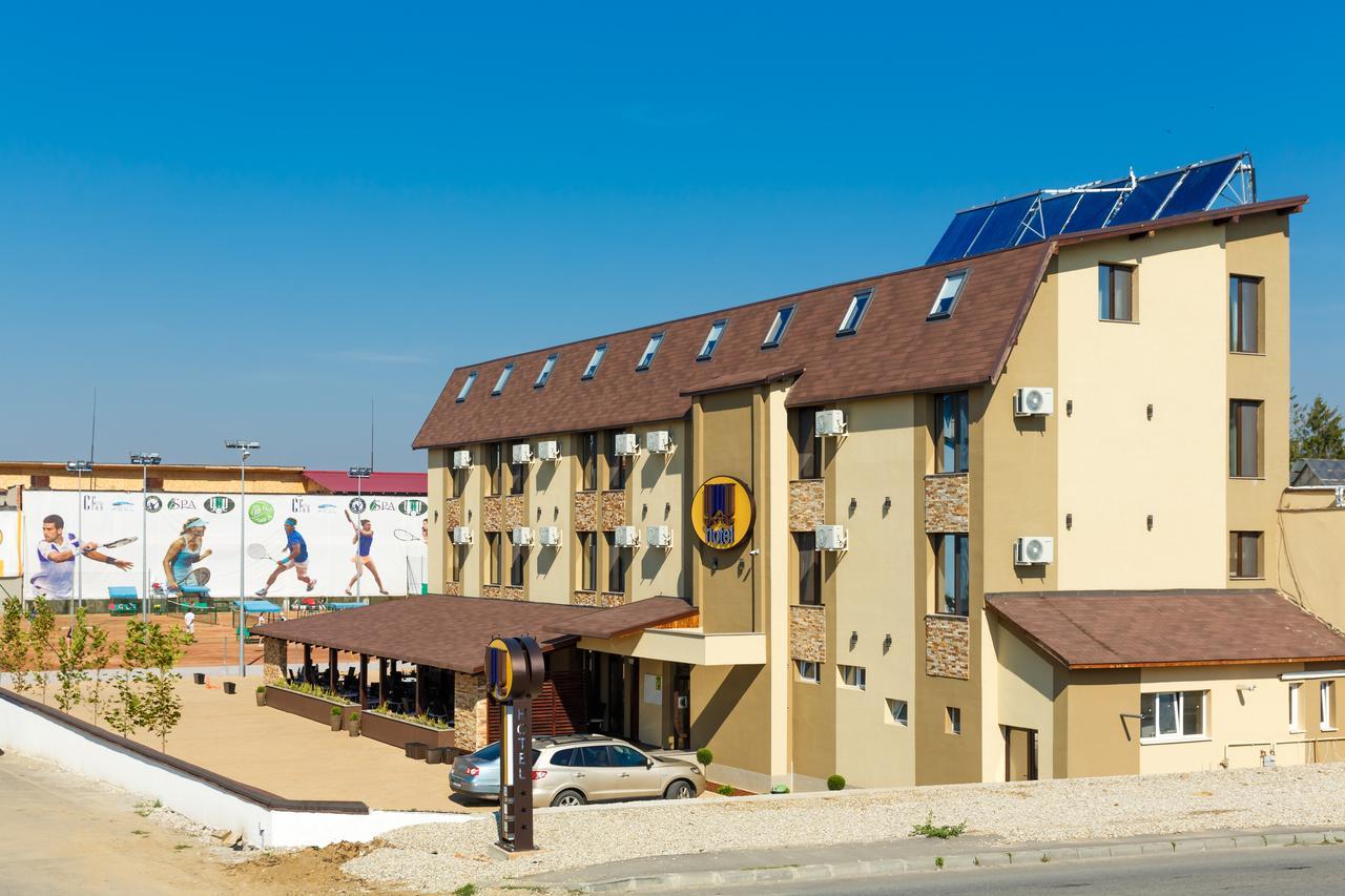 YMY Hotel Târgu Jiu Buitenkant foto